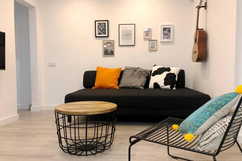 Ferienwohnung M5 Cool Terrace. Metro 1 Min. Center 15' By Metro Esplugues de Llobregat Exterior foto